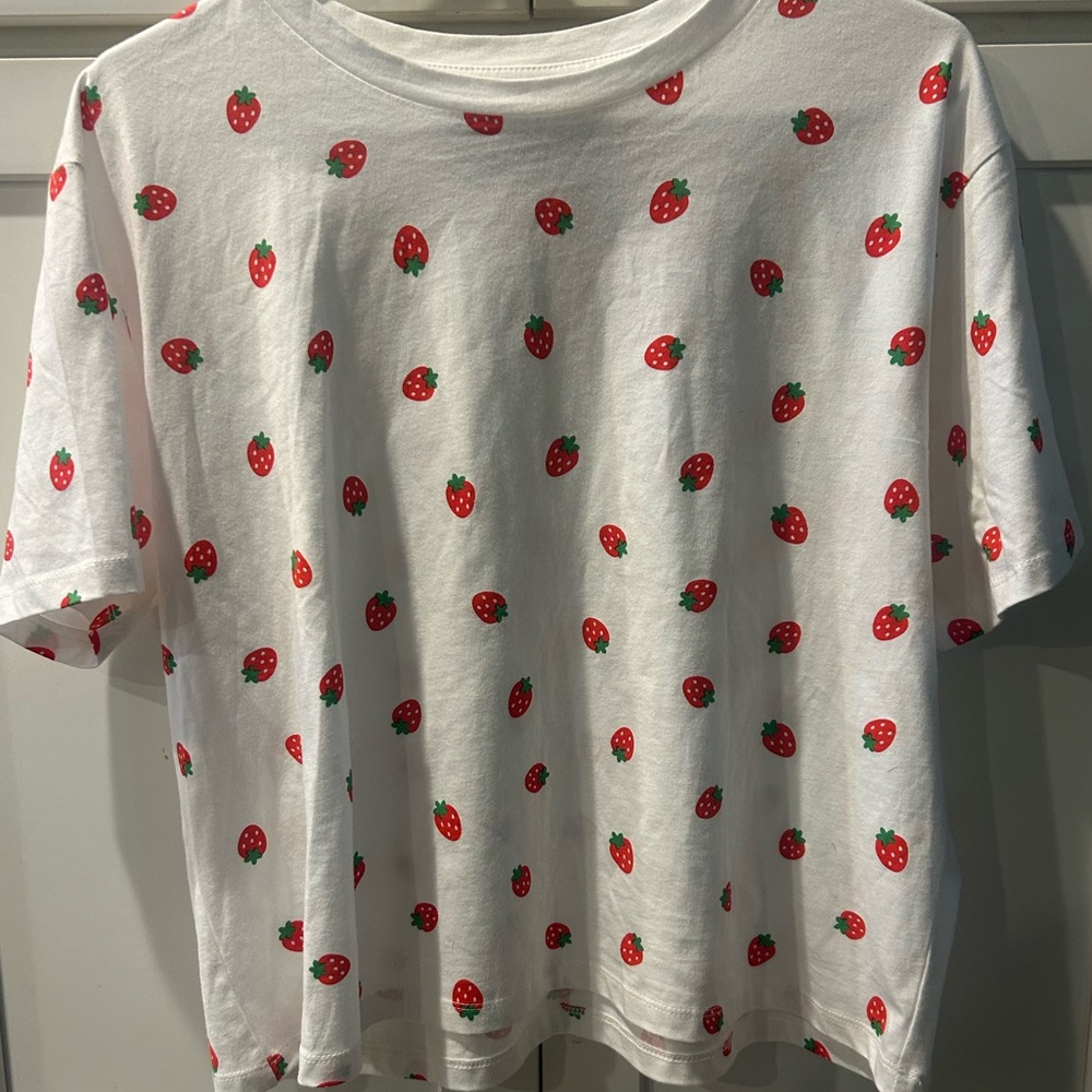 Organic Generation Cotton strawberry print t shirt